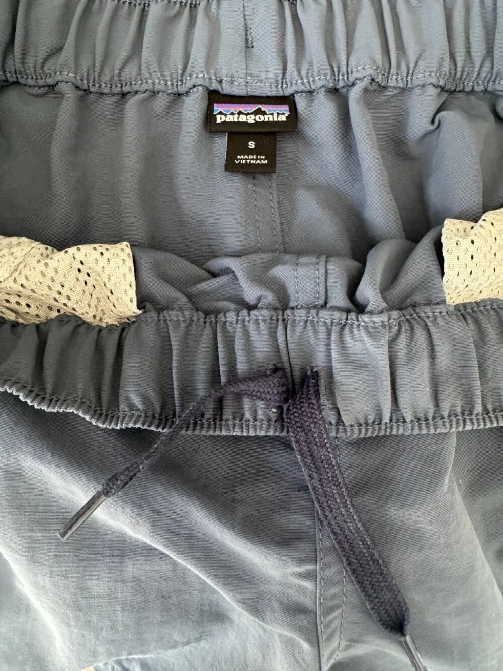 Patagonia Barely Baggies Shorts - Picture 3 of 3